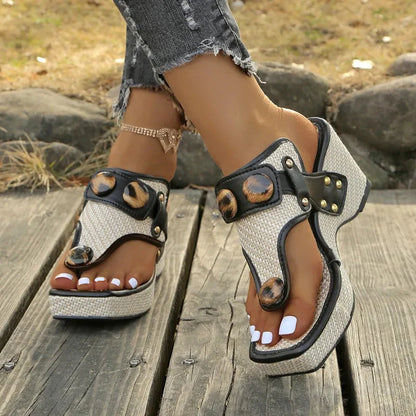 Evelina Resin Slides